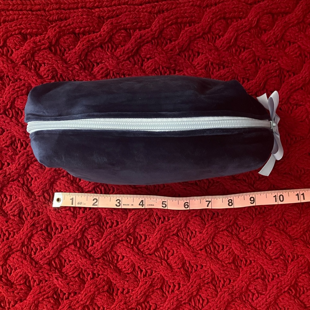 NEW Midnight Blue Cosmetic Velvety Bag w/light blue zipper, bow & interior